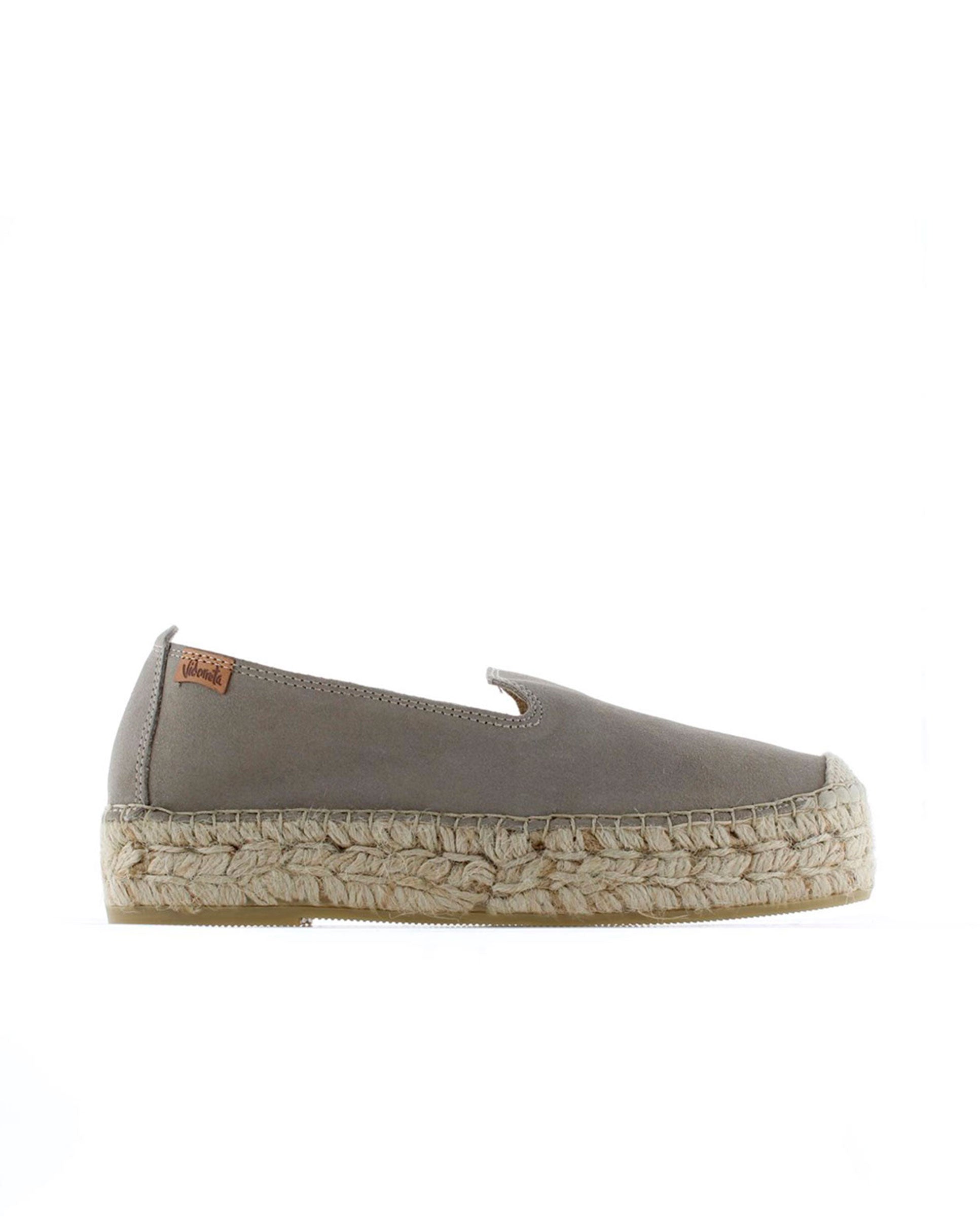 Slipper en serraje taupe Merce Doble