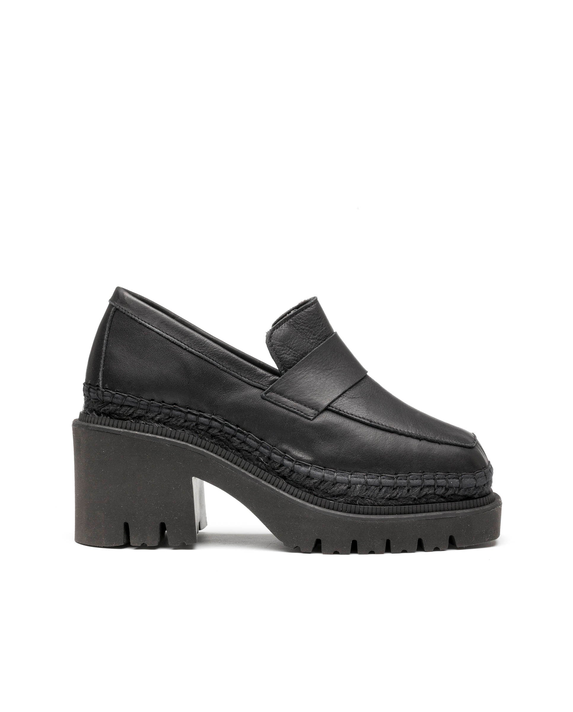 Panteta black velvet heeled loafer