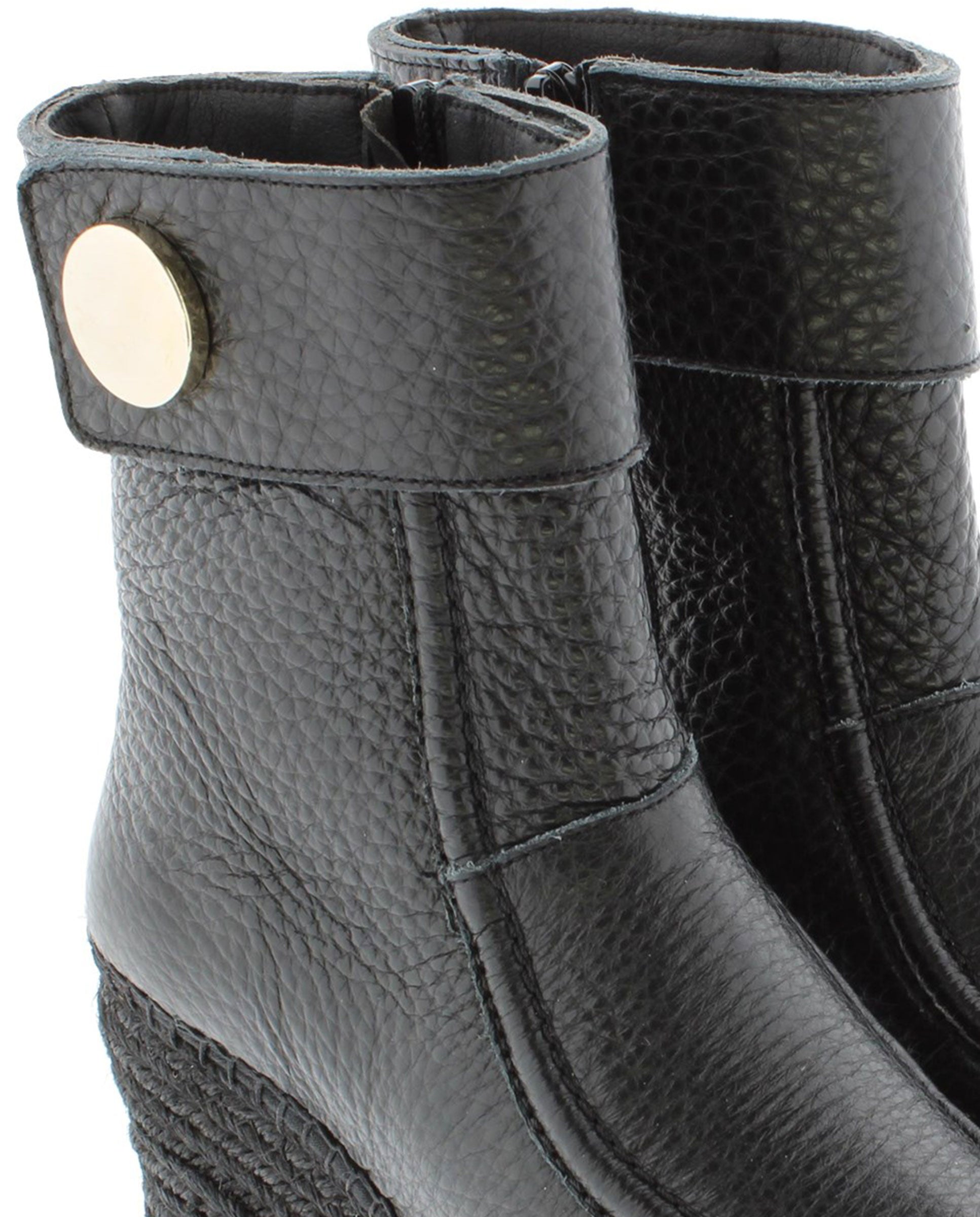 Botin en bost negro Cuba