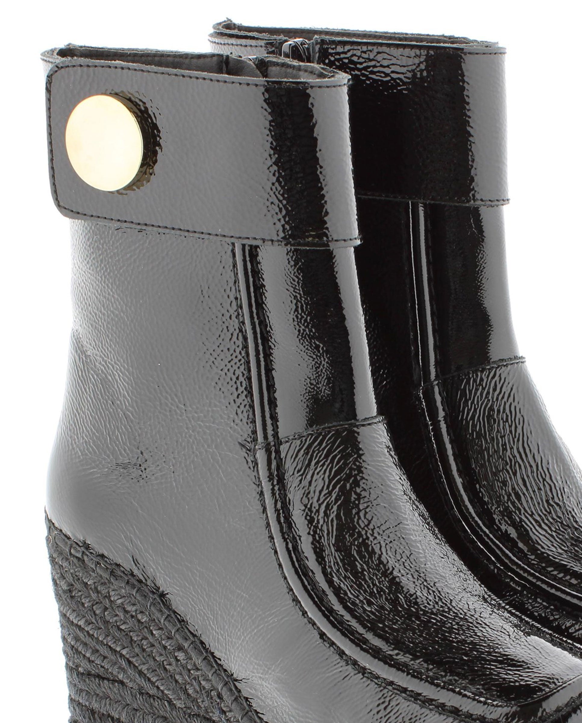 Botin en charol negro Cuba