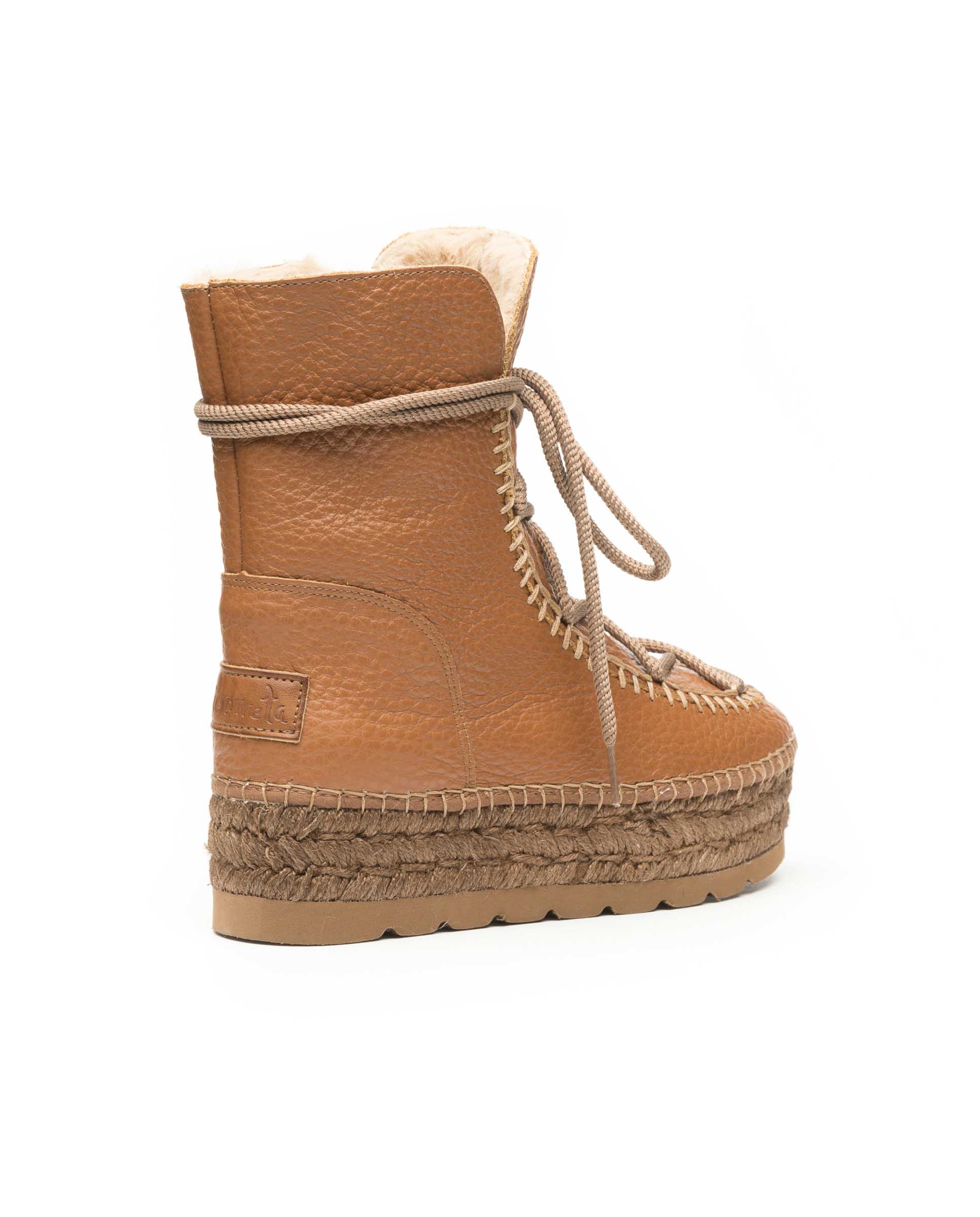 Botin plataforma en bost camel Merce Doble