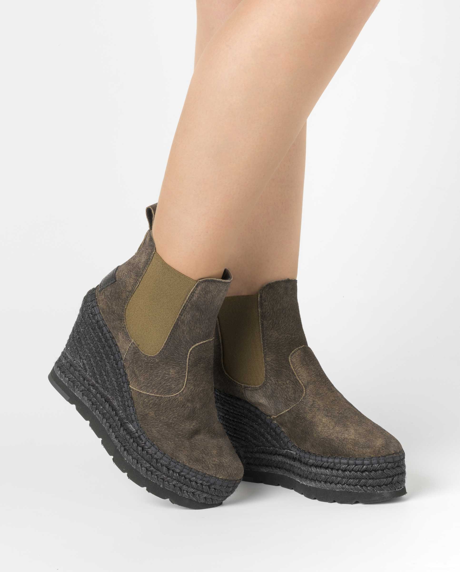 Chelsea boot in khaki horse Tilo 7