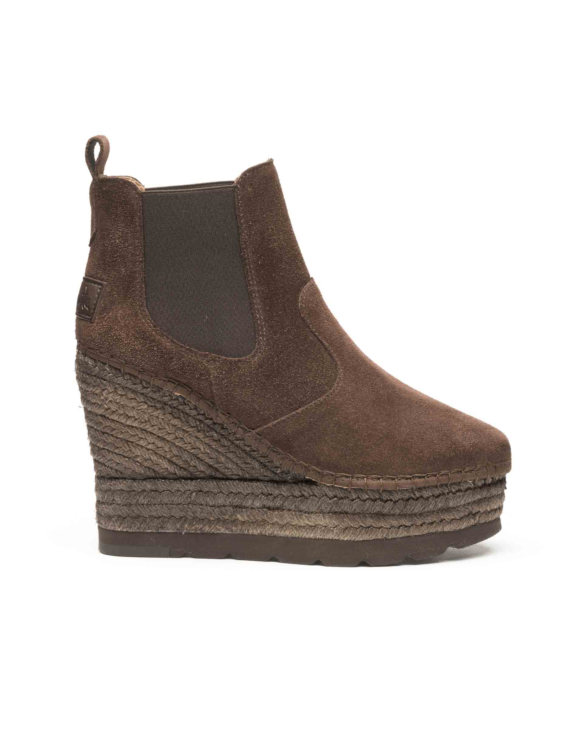 Chelsea boot in Tilo 7 suede head