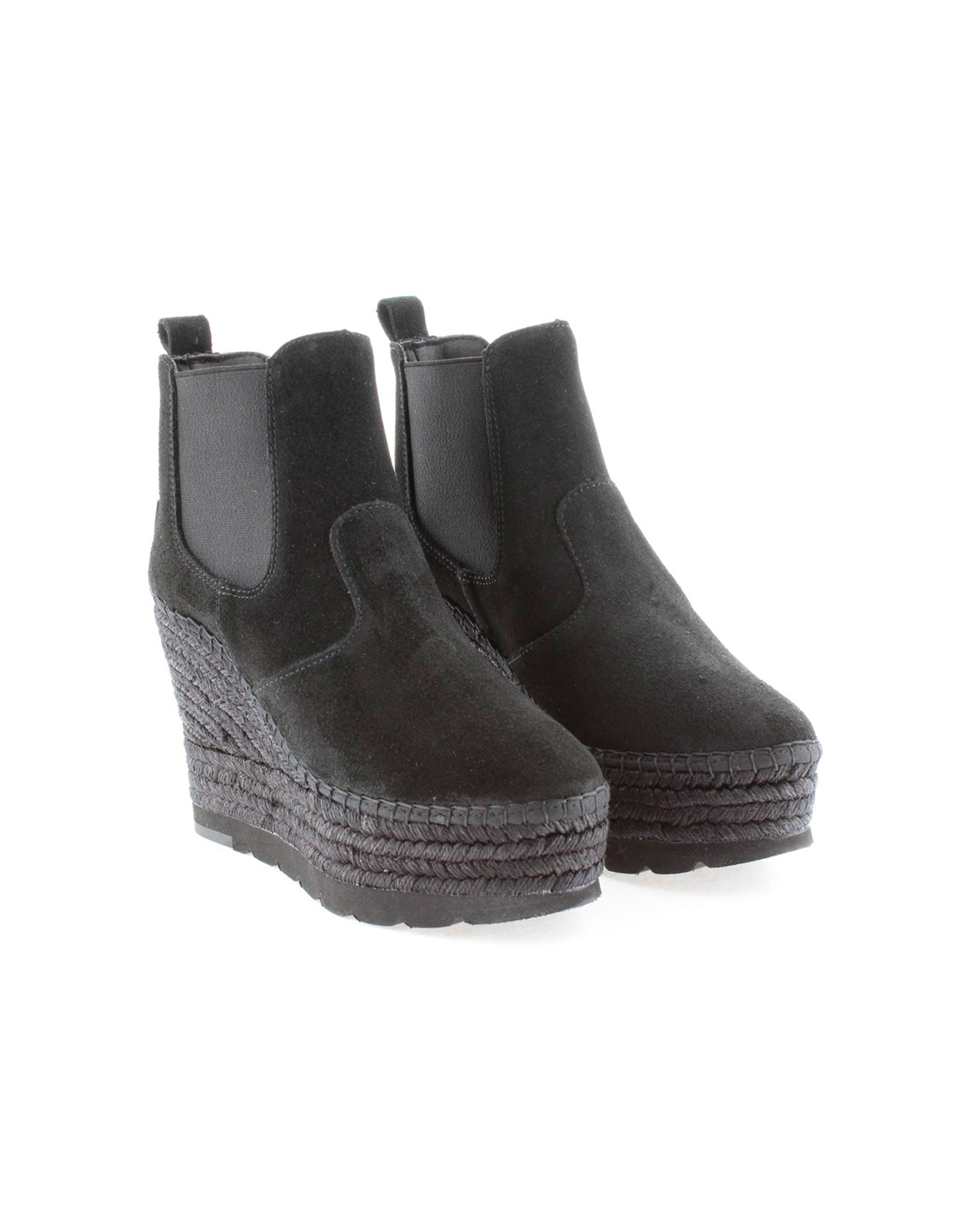 Chelsea boot in black suede Tilo 7