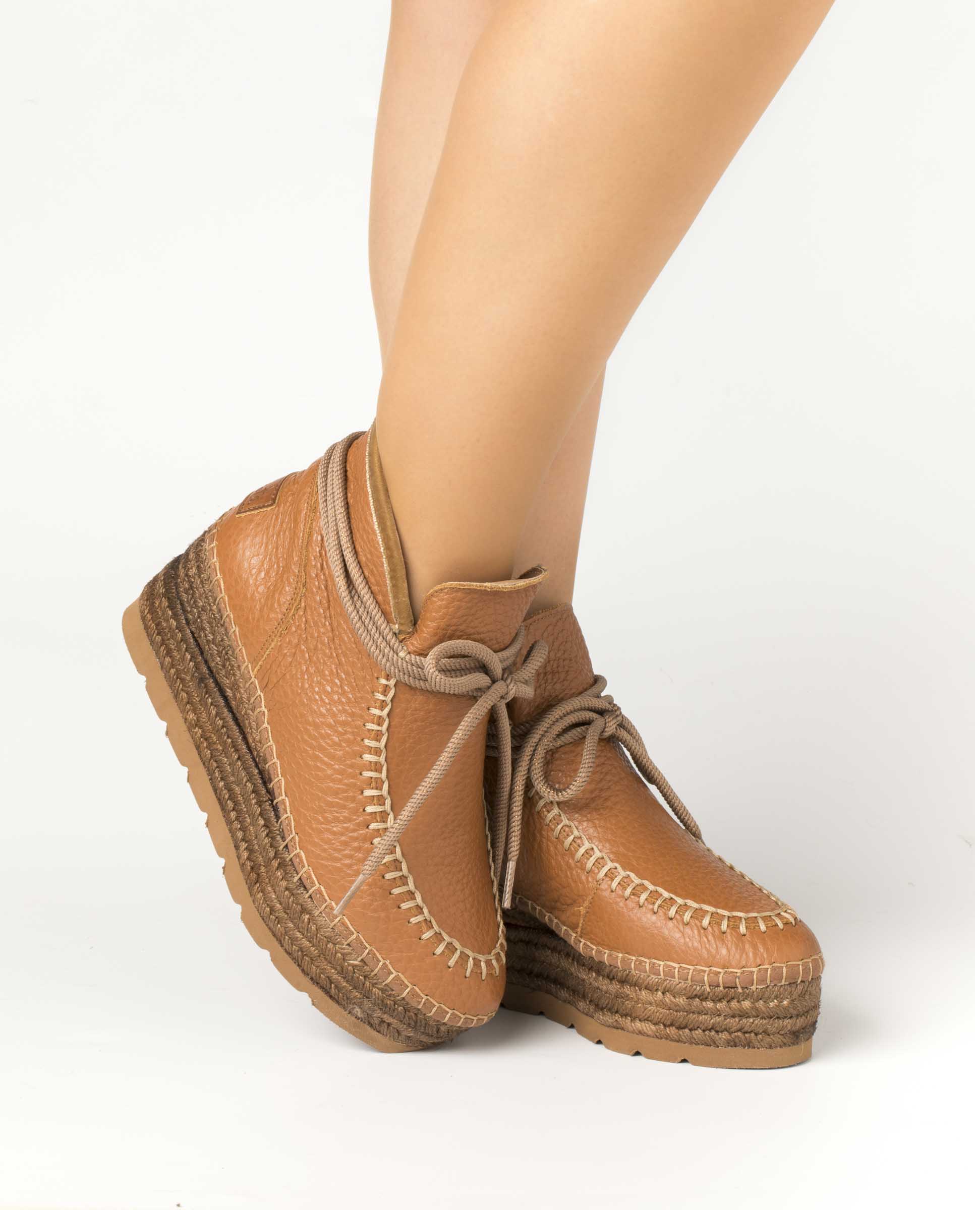 Bota baja en bost camel Creta